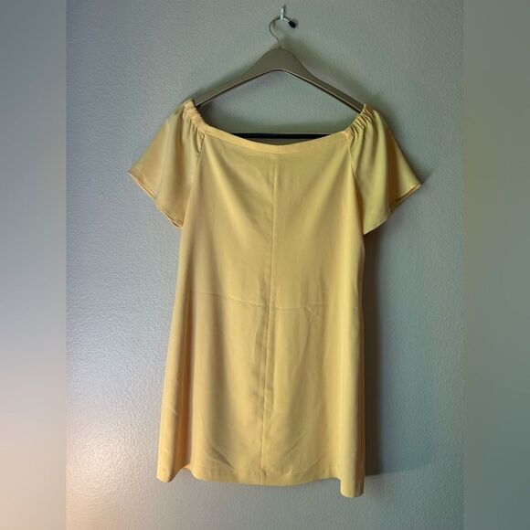 White House Black Market Butter Yellow Off Shoulder Dress - Size 8 - NWOT - Picture 4 of 5